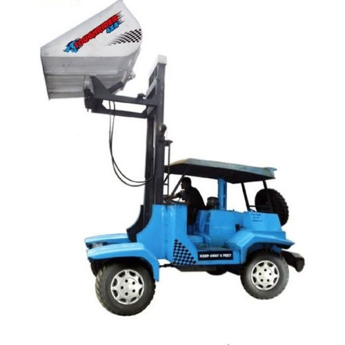 Universal Tough Rider High Discharge, Capacity: 1.5 Ton