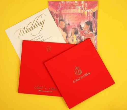 Art Board Multicolor Photo Printing Designer Wedding Card Services