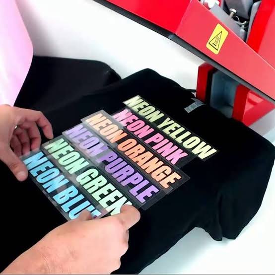 1 Day Vinyl Printing Services, For Branding, Promotion, Industry Application: Branding