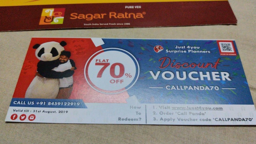 Multicolor Paper Gift Voucher Printing Service, Location: Delhi Ncr, Size: 6x3 Inches