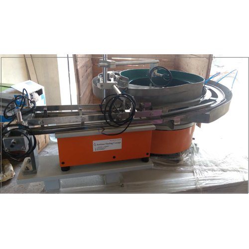 Sortimac 510 Va Magnetic Feeder, 200 Parts Per Minutes, Capacity: 0-2 Tons