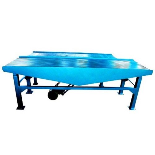 Mild Steel MS Interlocking Tile Vibrating Table, For Construction, Capacity: 4000 Pieces Per Shift