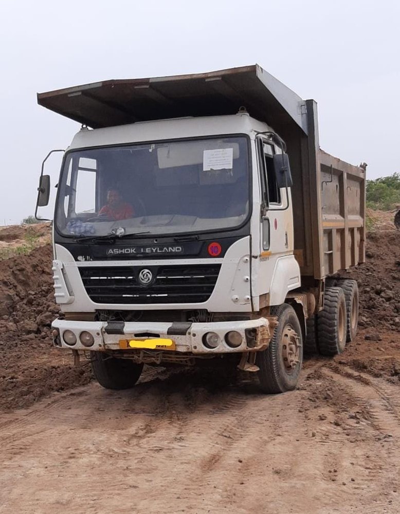 Hyva Dumper Rental Service