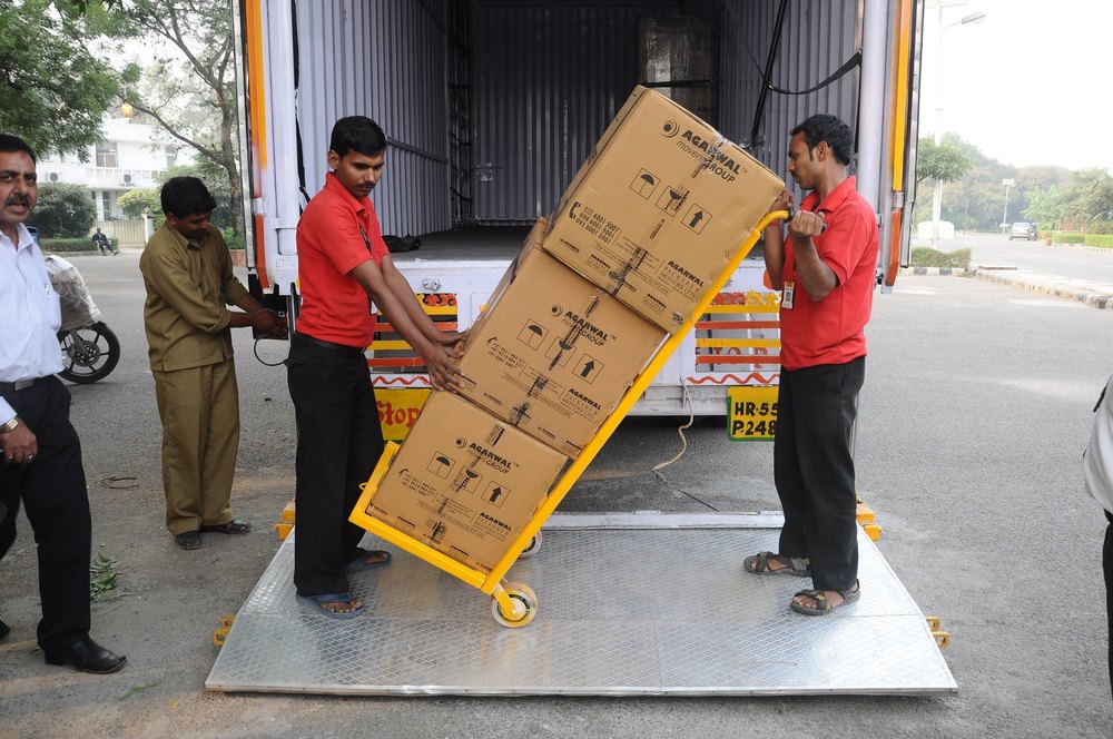 Door To Door Delivery Service