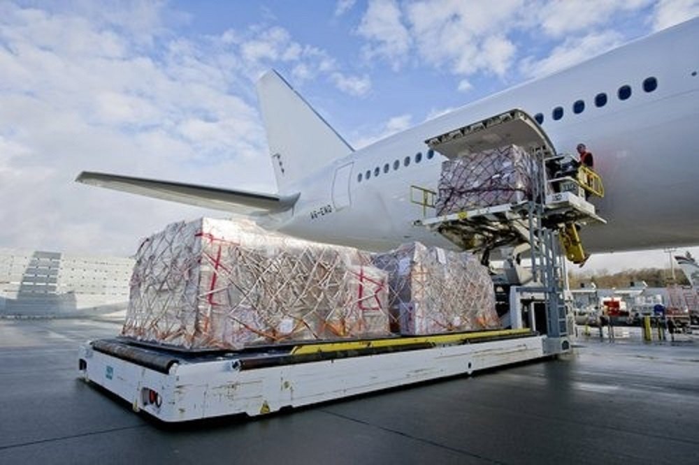 10 Feet Air Cargo Service, Mode Type: Online And Offline, Capacity / Size Of The Shipment: 100 kg