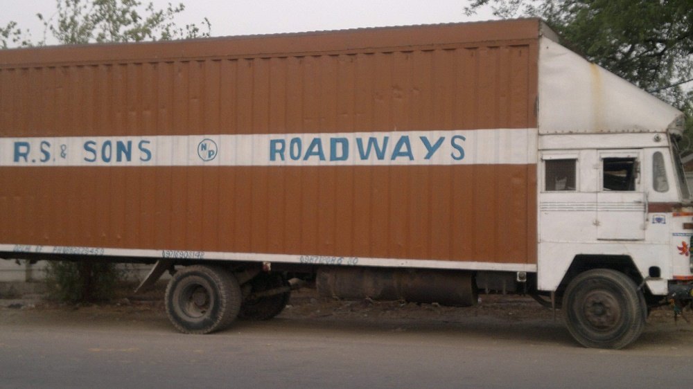 24-32 Feet 12 Wheeler Truck (16 Ton to 25 Ton Capacity) From Neemrana to Salem