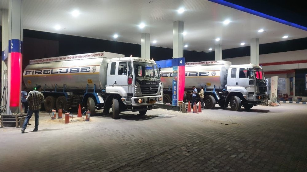 SS Liquid Oil Transport Services