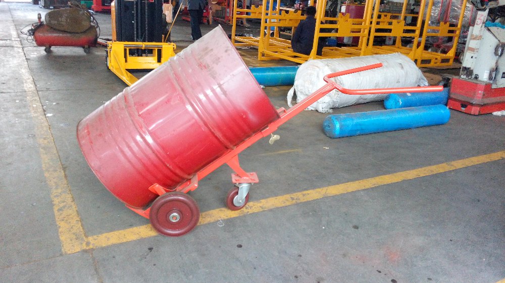 Mild Steel Drum Trolley _ Drum Lifting Trolley _ Three wheel Drum Lifting Trolley, Loading Capacity: 200-400 kg, Model: TDT30