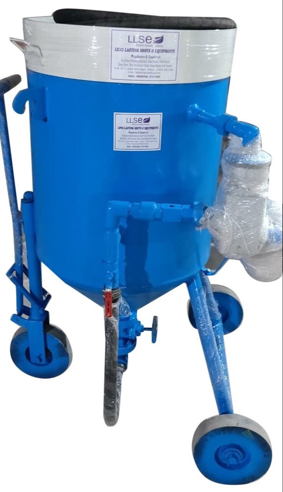 Portable Sand Blasting Hopper, 500 Kg, 5 Hp
