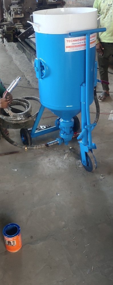 Technoshot Portable Sandblasting Machine, 500 Kg, 2 Hp
