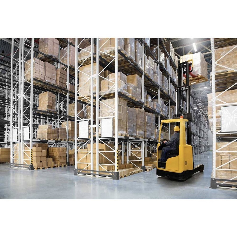 Fashion Items & Garments Yearly Shared Warehousing Services, in Mumbai, 2000