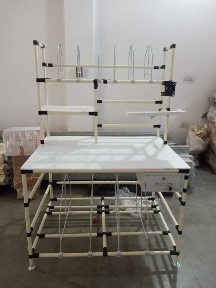 ABS Coated Pipe Industrial Warehouse Packaging Tables, Size: 1200*750*1900