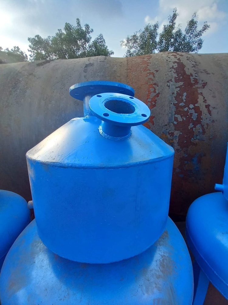 Mild Steel Surge Hopper, For Industrial, Weight Capacity: Approx. 150