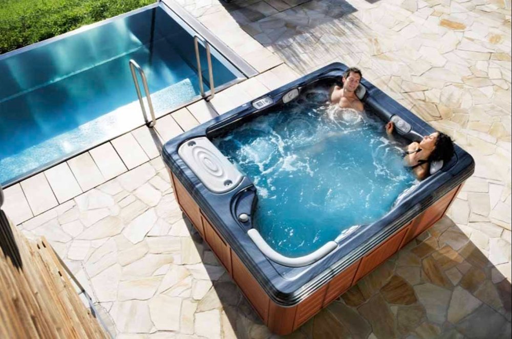Multigrade Sand Filter Jacuzzi Spa Filtration Service, Capacity: 2 Person