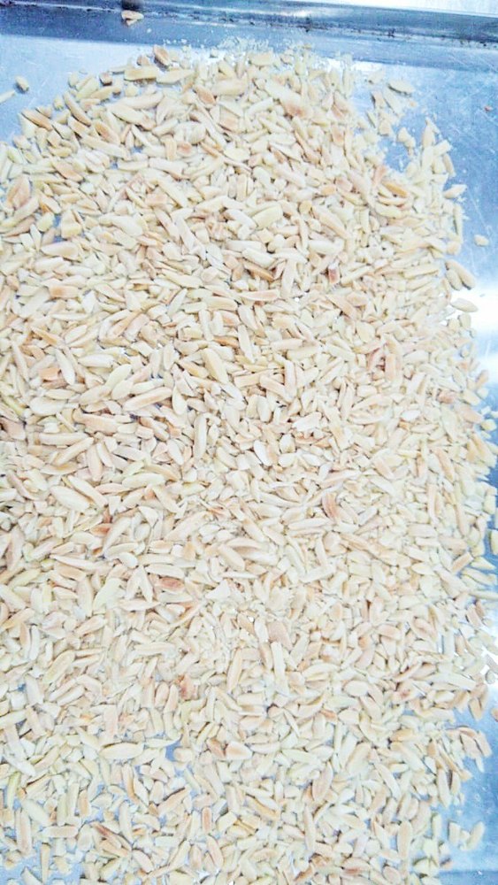 Heavy Roasted Blanched Sliver Almond, Packaging Size: 15 Kg