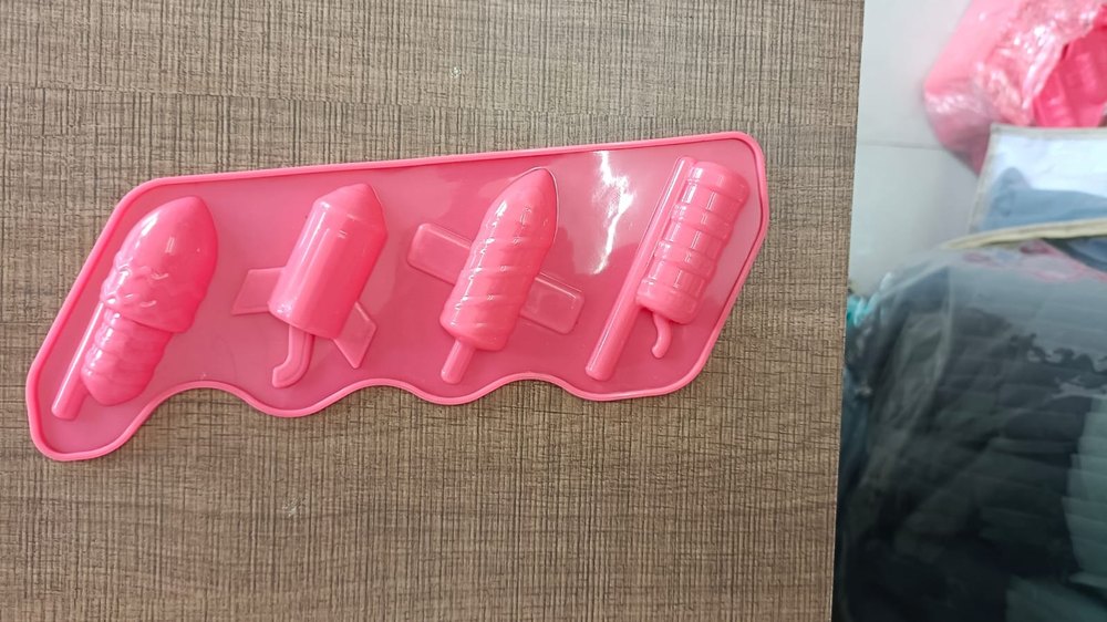 1 Include Multicolor Cake Silicone Moulds