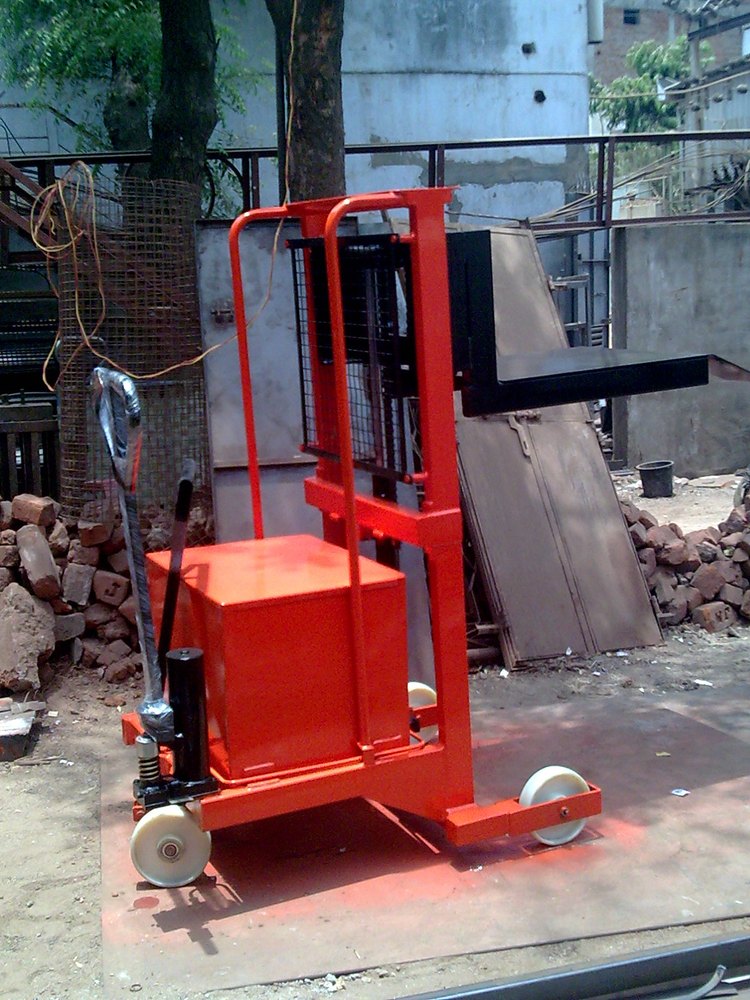 shreeji Battery Stacker