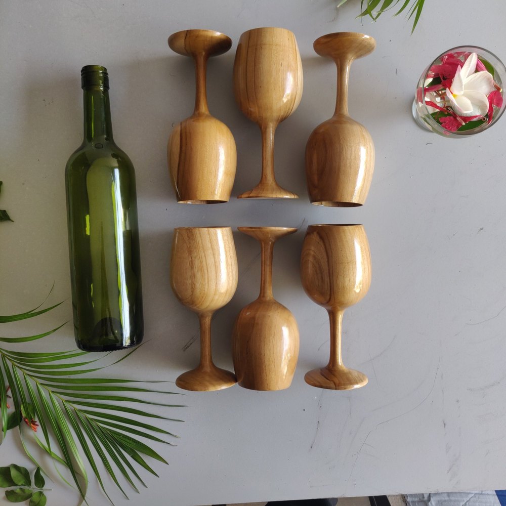 Goti Wooden Wine Glass