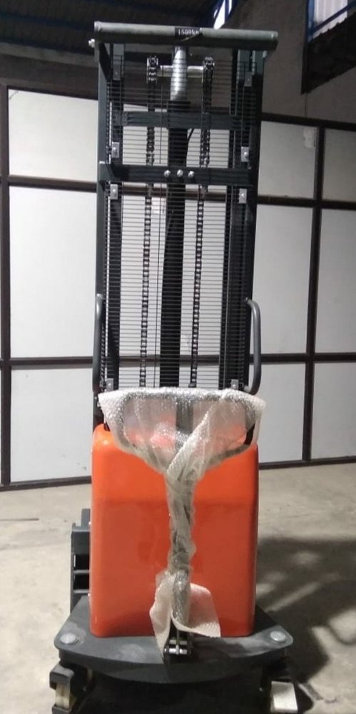 Battery Operated Stacker, Lifting Capacity: 1600, Electric