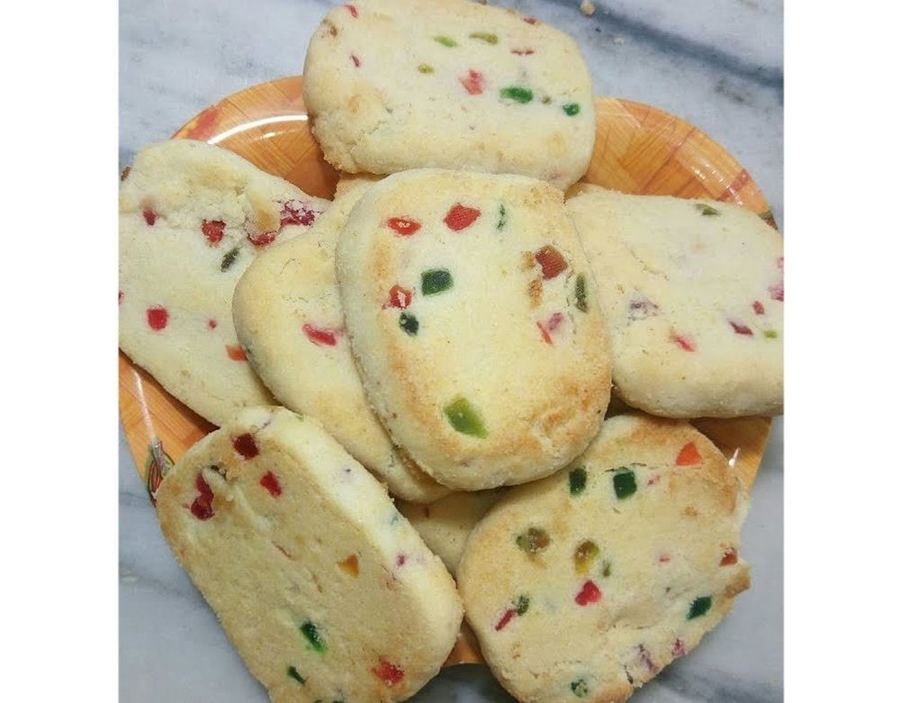 Soft Tutti Frutti Sweet Baked Osmania Biscuits