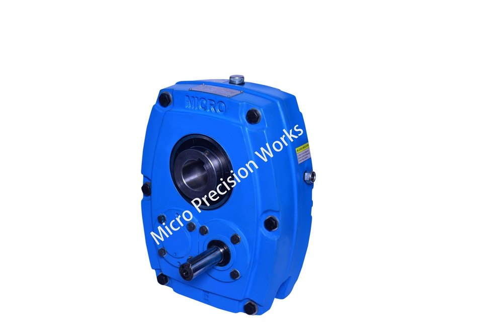 0.5 kw - 150 kw Iron Conveyor Gearbox, Helical