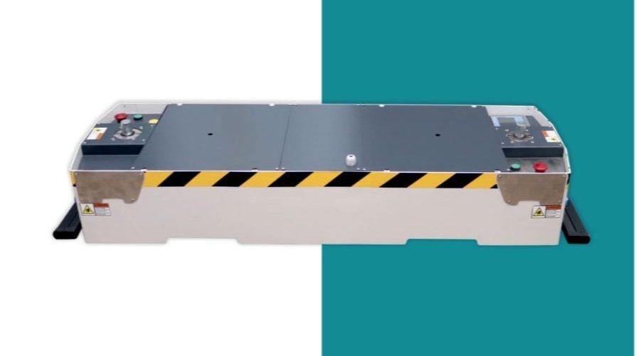 AMR Magnetic Line following Automated Guided Vehicle 750 Lurking Bi Directional, Lifting Capacity: 750Kg