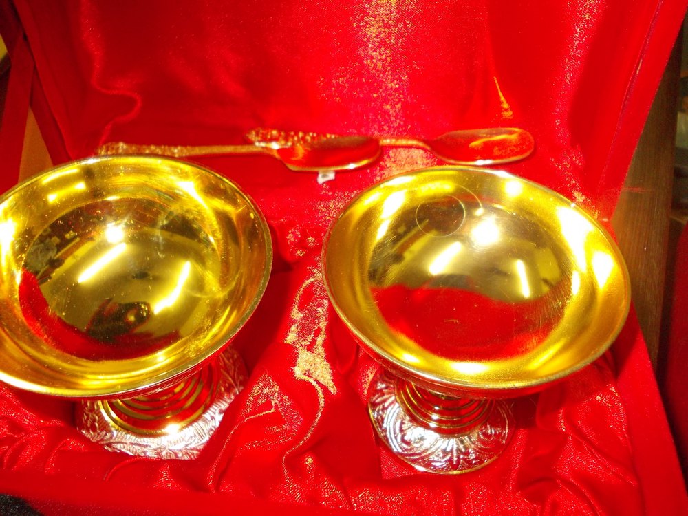RELA Yellow Gold Plated Ice Cream Bowl Set With Spoons