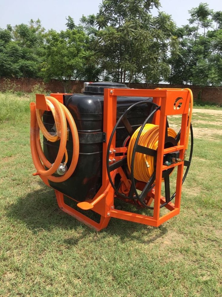 Gahir Heavy Duty Tractor Operated Spray Pump, Capacity: 500 L