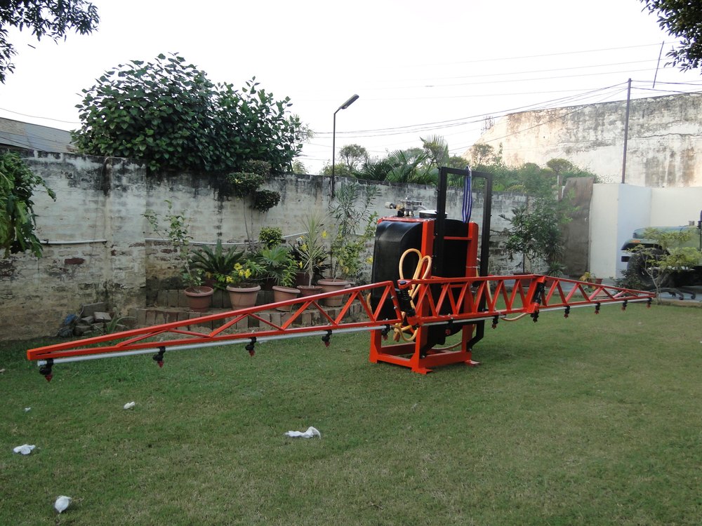 HTP 200 Liters Boom Sprayer, Size: 20 feet