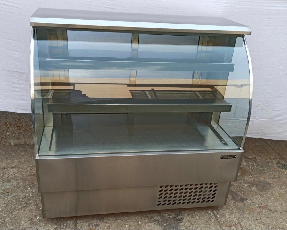 Metal Cake and Pastry Display Counter, For Commercial