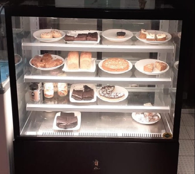 Western 1200 (w) X 665 (d) X 1235 (h) Pastry Display Cabinet, For Restaurant, Heated Glass - Front And Top