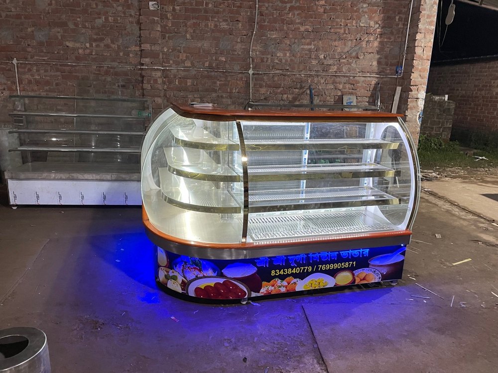Metal DOOM GLSS SWEET DISPLAY COUNTER, For Bakery