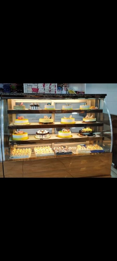Metal Sweet Display Counters, For Bakery