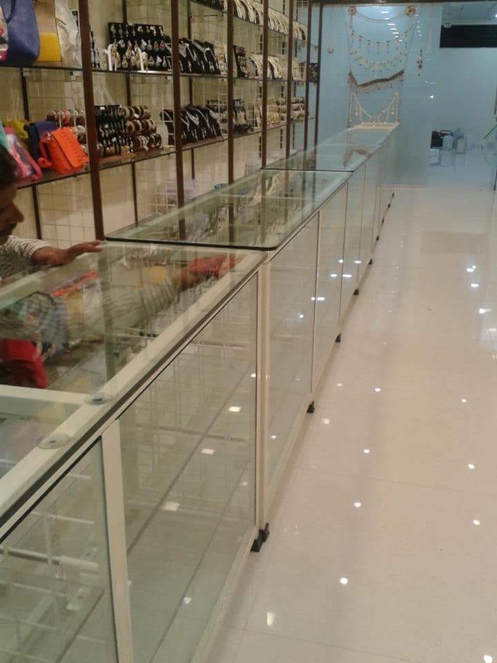 Metal Rectangular Garment Glass Counter