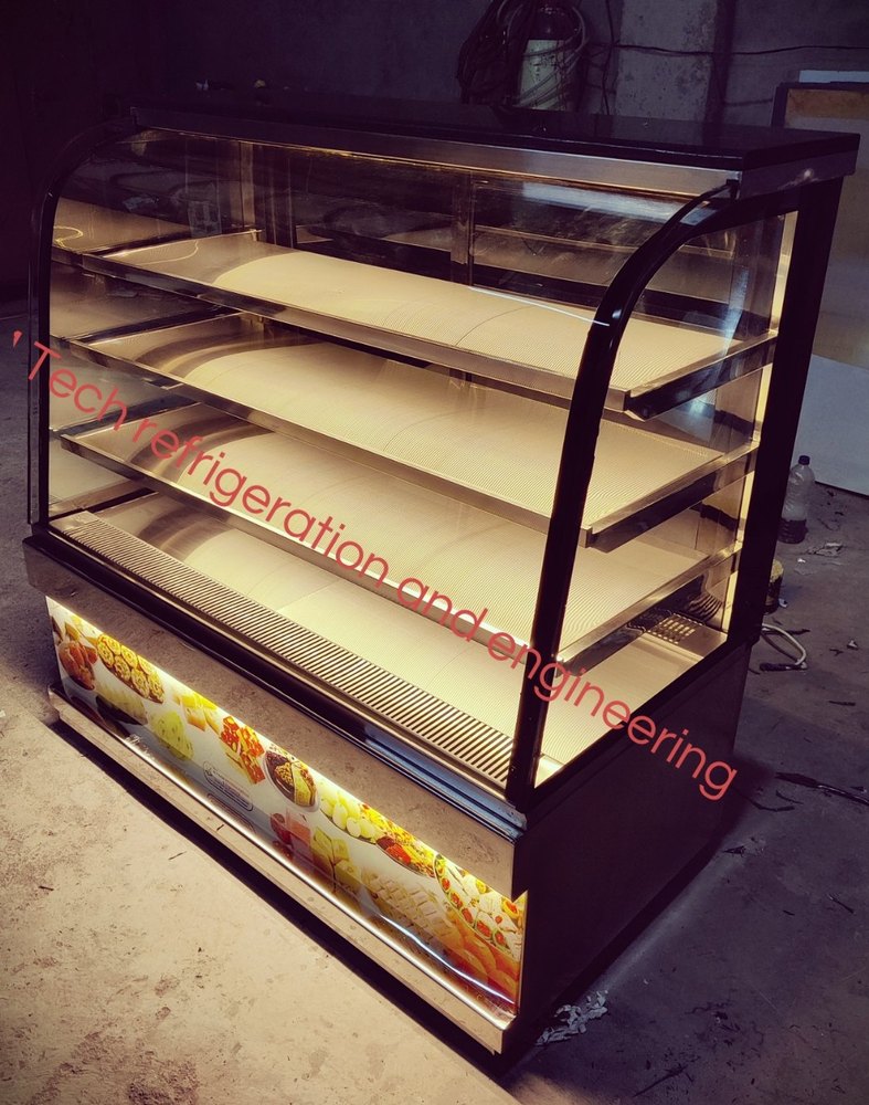 Sweet Display Counter J molding Glass