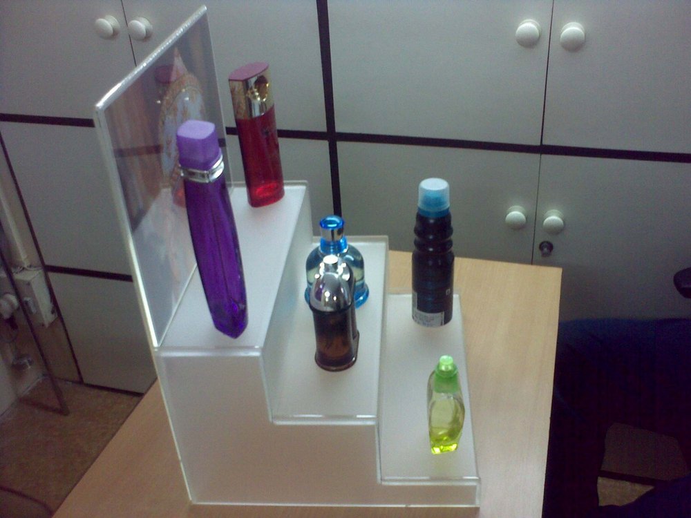 Acrylic Product Display, For Advertisement