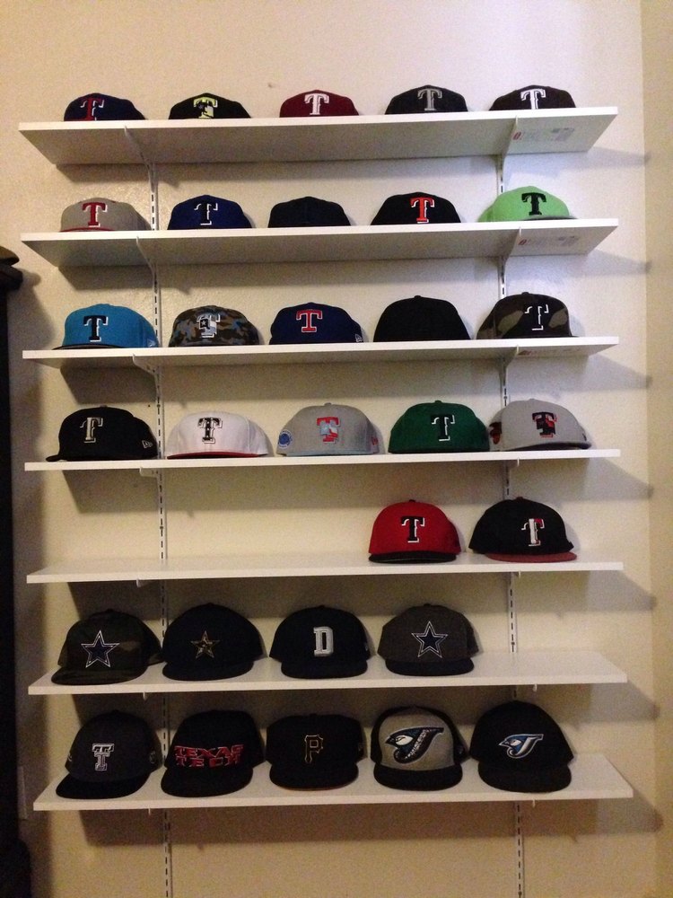 Wooden Wall Mounted Caps Display Racks, For Showroom
