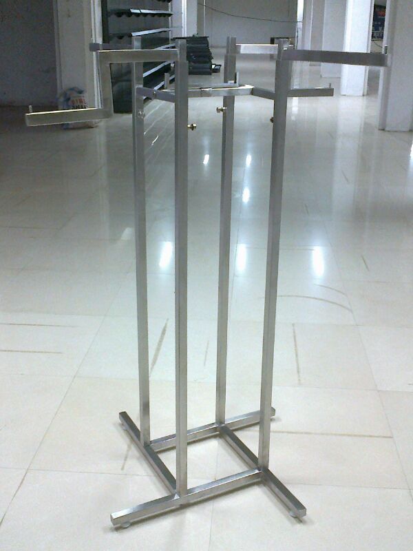 Free Standing Rack Silver 4 Way Browser Without Push Button Mechanism, For Supermarket