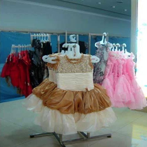 Free Standing Unit Four Side Garment Display Stand Rack, For Showroom
