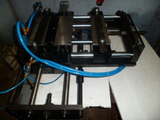 Zig Zag Feeder