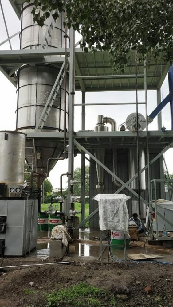 Stainless Steel Nozzle Type Spray Dryer, For Pharmaceutial, Capacity: 4000 kg/Hr