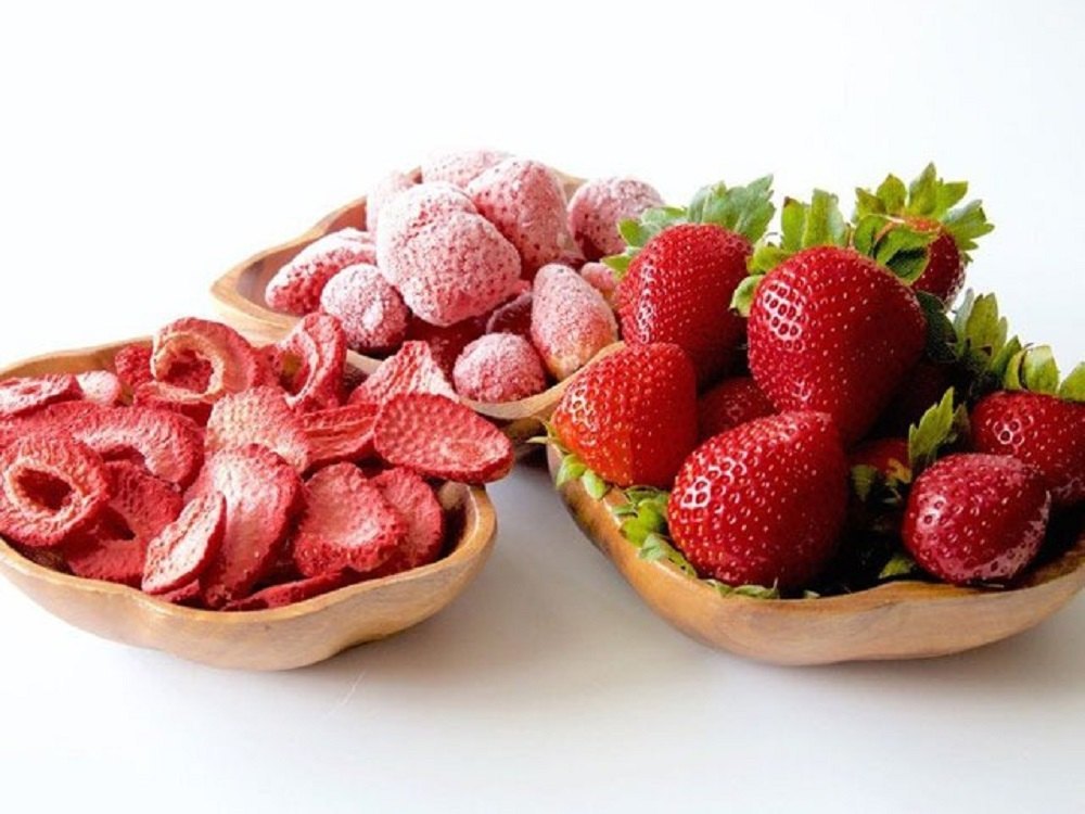 Freeze Dried Strawberry Slice, Loose