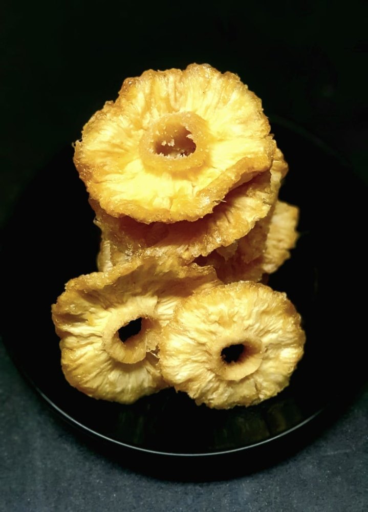 Sugarless Organic Dried Pineapple, Packaging Type: Packet
