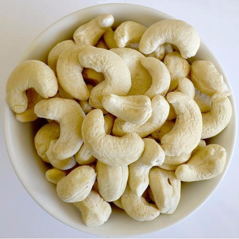W 320 White Wholes Cashew Nut, Loose