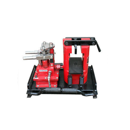 Techo scient Hydraulic Compressor, Capacity: 100 Tonnes & 150 Tonnes, Tshc