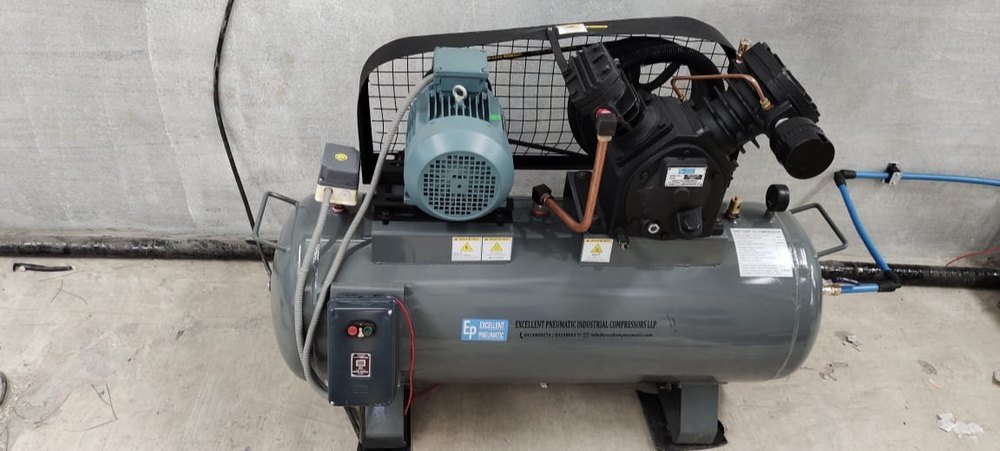 Excellent Pneumatic 5 HP Reciprocating Type Air Compressor, Discharge Pressure: 12 Barg, Maximum Flow Rate (CFM): 14 Cfm
