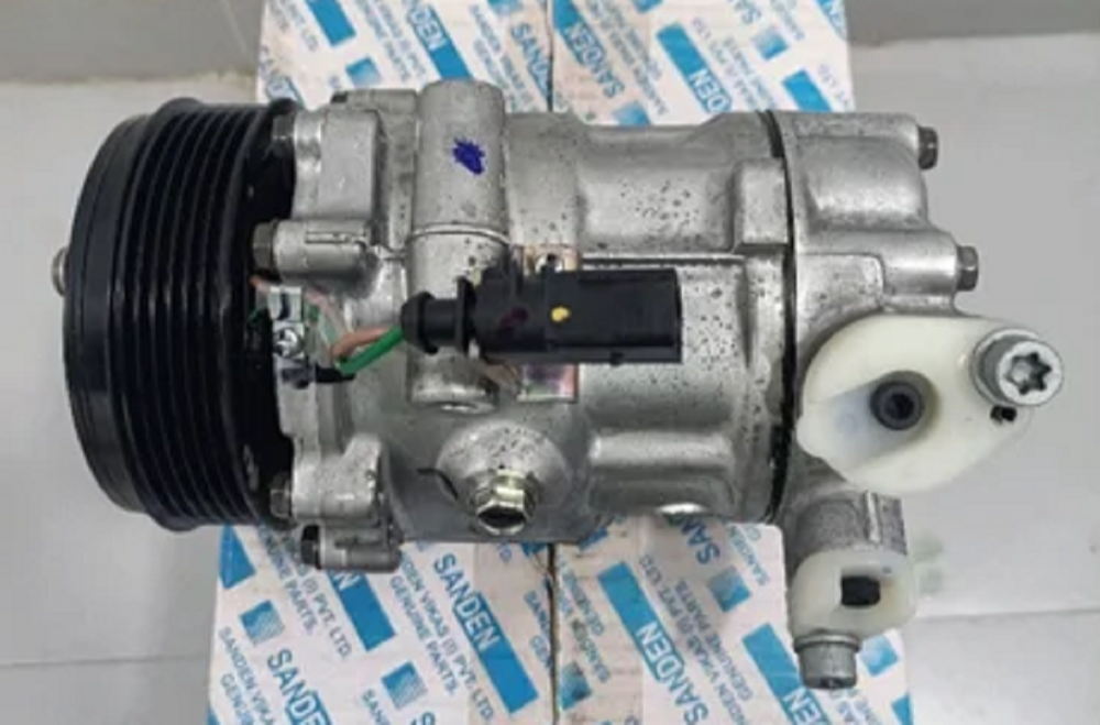 Sanden Polo Automobile AC Compressor