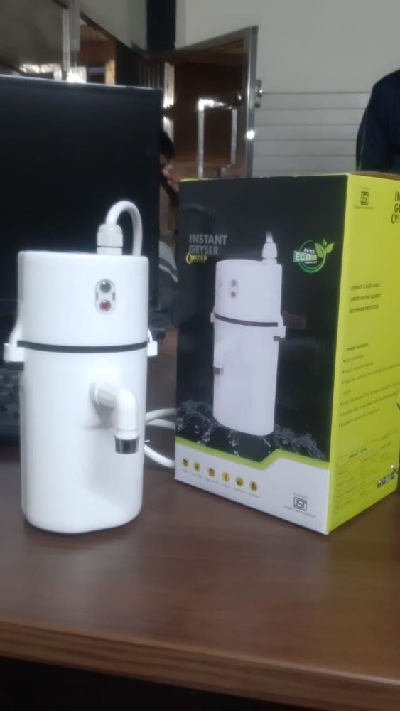 Capacity(Litre): 1 Instant Electric Geyser, 5 Star, White