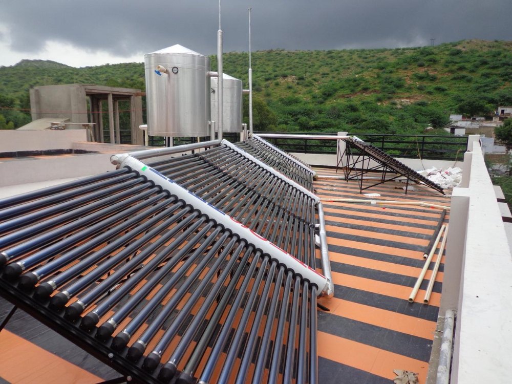 Intersolar Hot Water System, 2 Years, Capacity: 100 & Above lpd