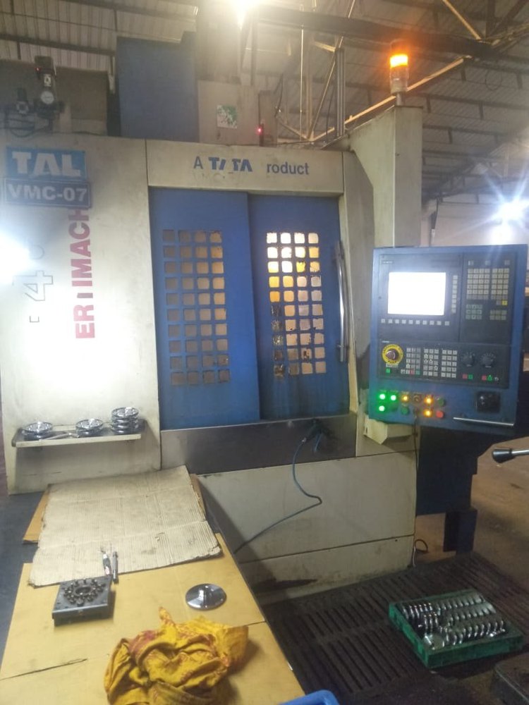 Good Condition VMC With Pallet Changer for sale
